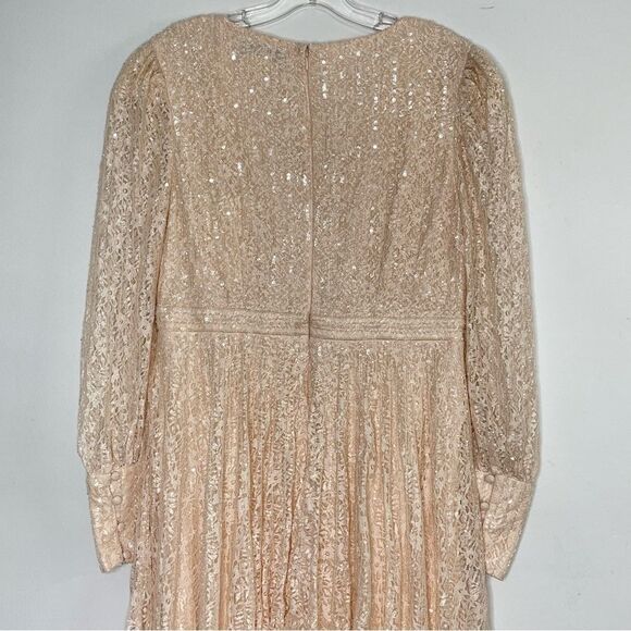 Mac Duggal 93679 Beaded Lace Long Sleeve Wrap Over Gown, Light Rose, Size 12 - Picture 7 of 9